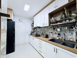 Blk 293D Skypeak @ Bukit Batok (Bukit Batok), HDB 4 Rooms #568139141